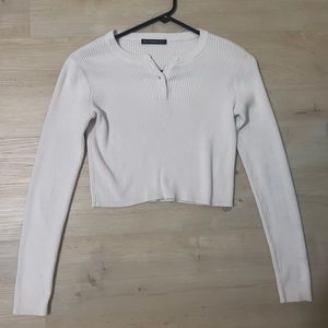 brandy melville white cropped knit sweater with buttons